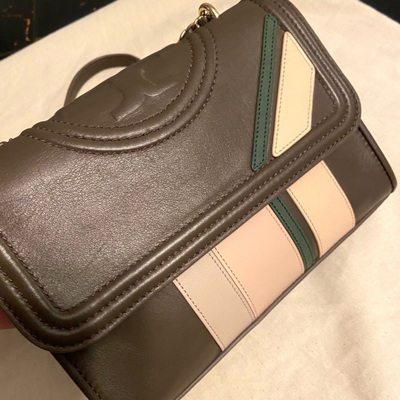 Tory Burch Fleming Small Convertible Shoulder Bag - Picture 5 of 11